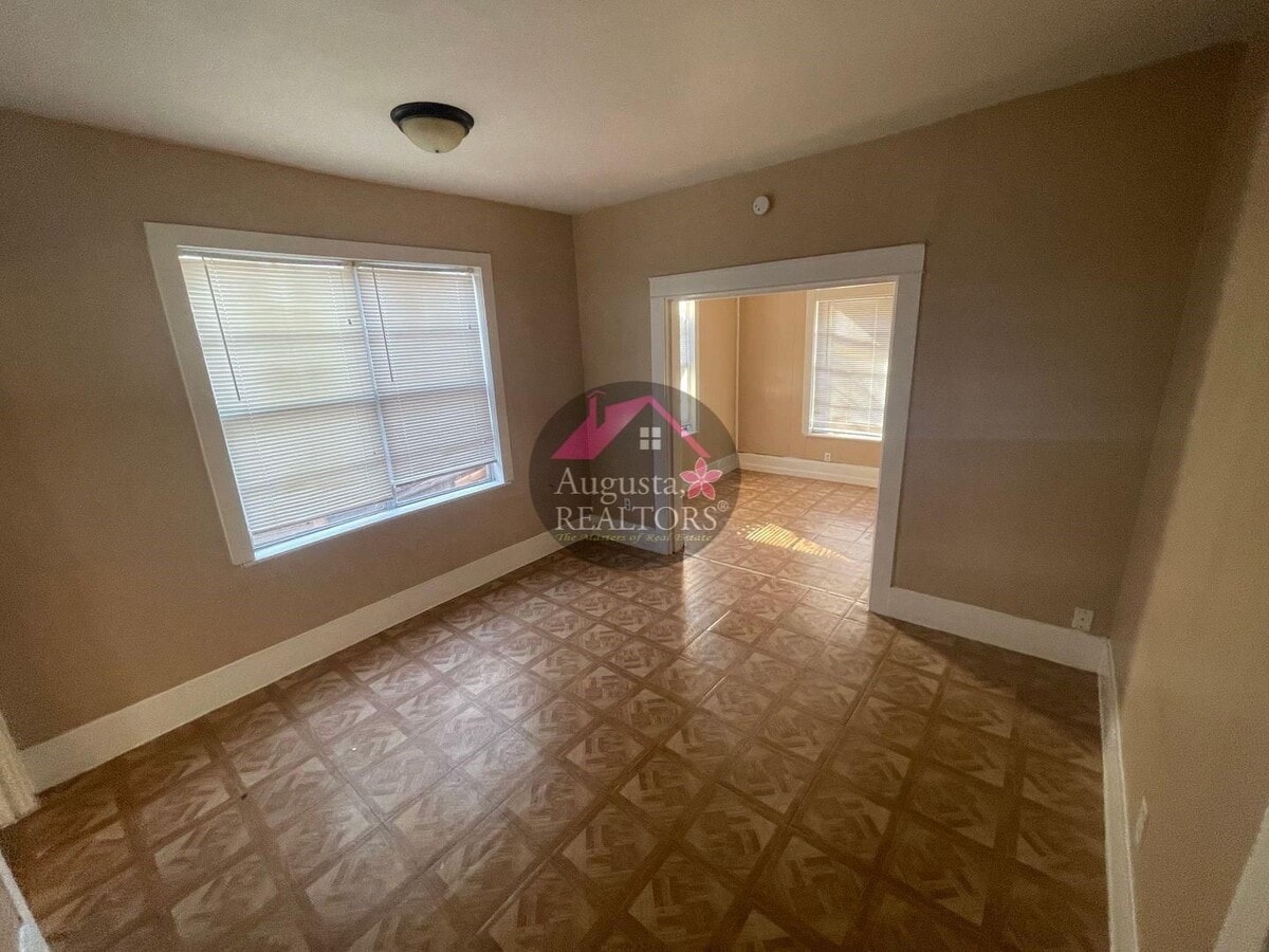 Photo - Parverish/Keesee-402/404 Amarillo Unit 404 Amarillo