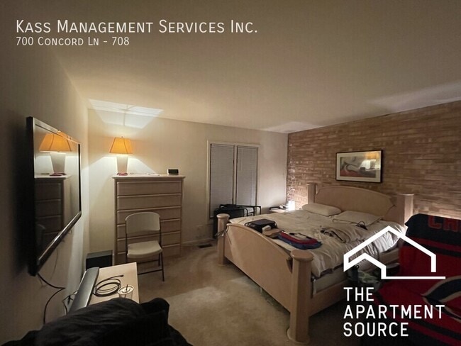 Photo - 700 Concord Ln