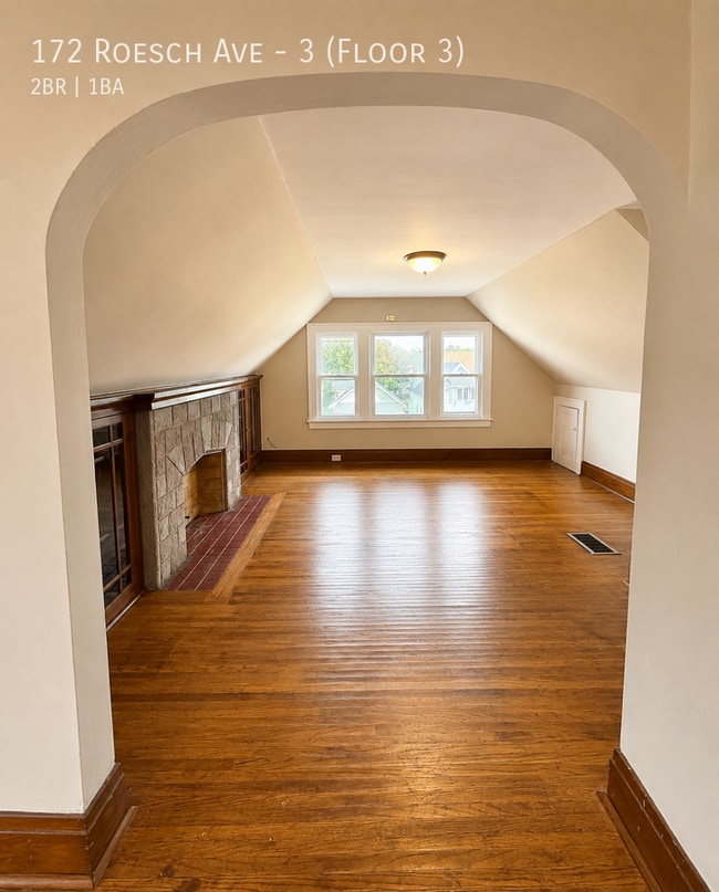 Building Photo - 172 Roesch Ave Unit 3 (Floor 3)