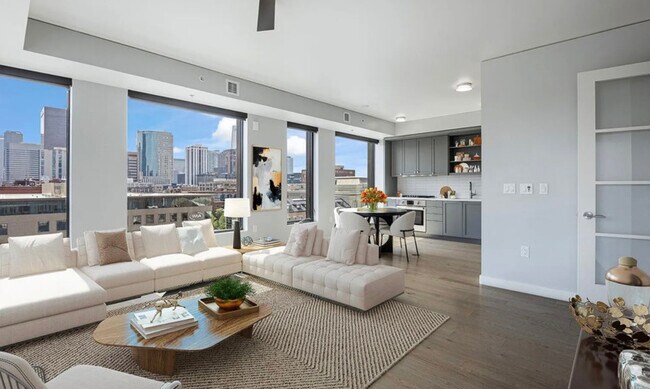 Building Photo - 1750 Wewatta St Unit 740