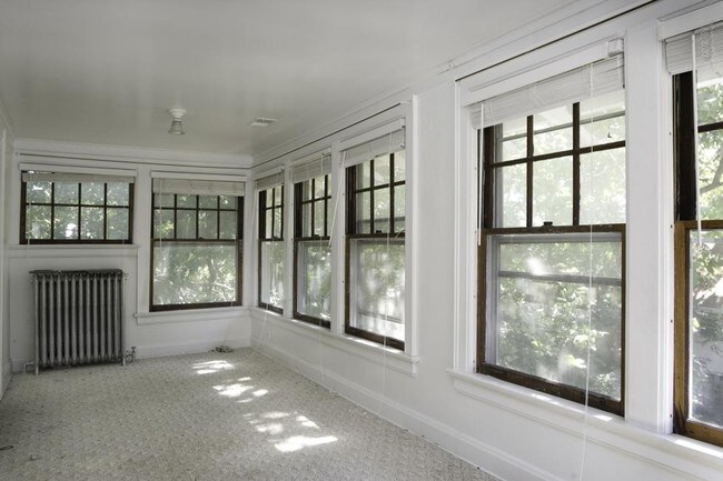 Photo - Valentine Neighborhood Apartments