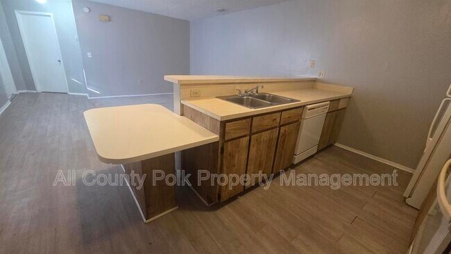 Photo - 2118 Brandy Pl