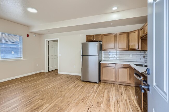 Photo - 1391 Carr St Unit 109