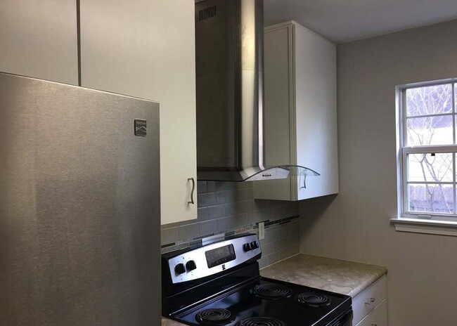 Photo - 4464 Westover Dr