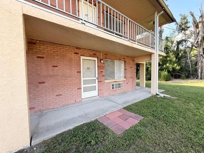 Building Photo - 3301 58th Ave S Unit 307