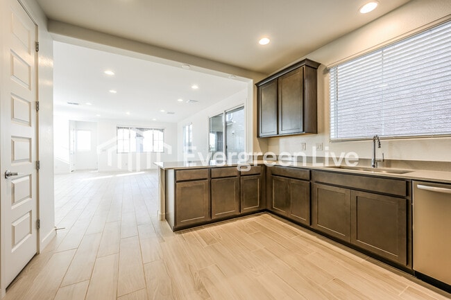 Photo - 9844 W Verde Ln