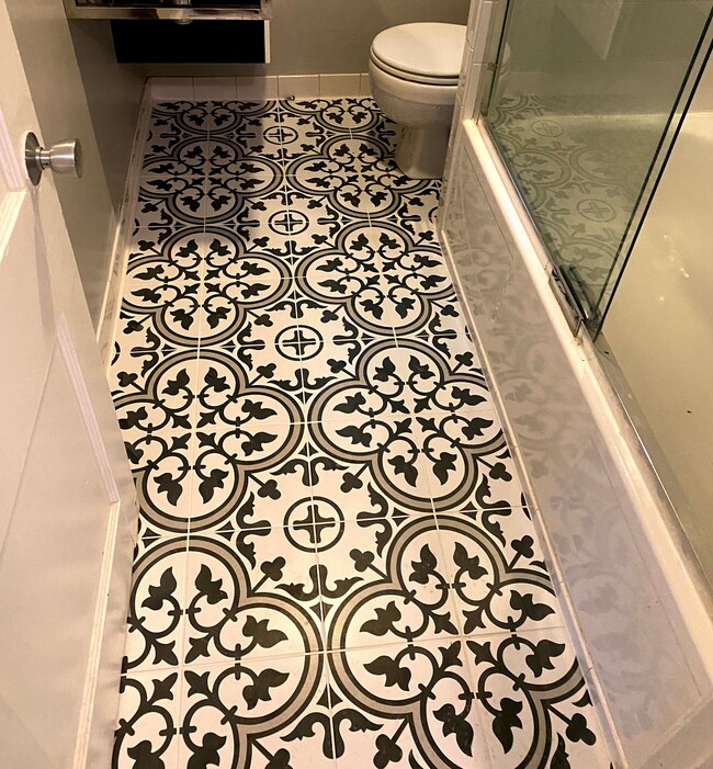 Photo - 4481 MacArthur Boulevard Northwest Unidad B1