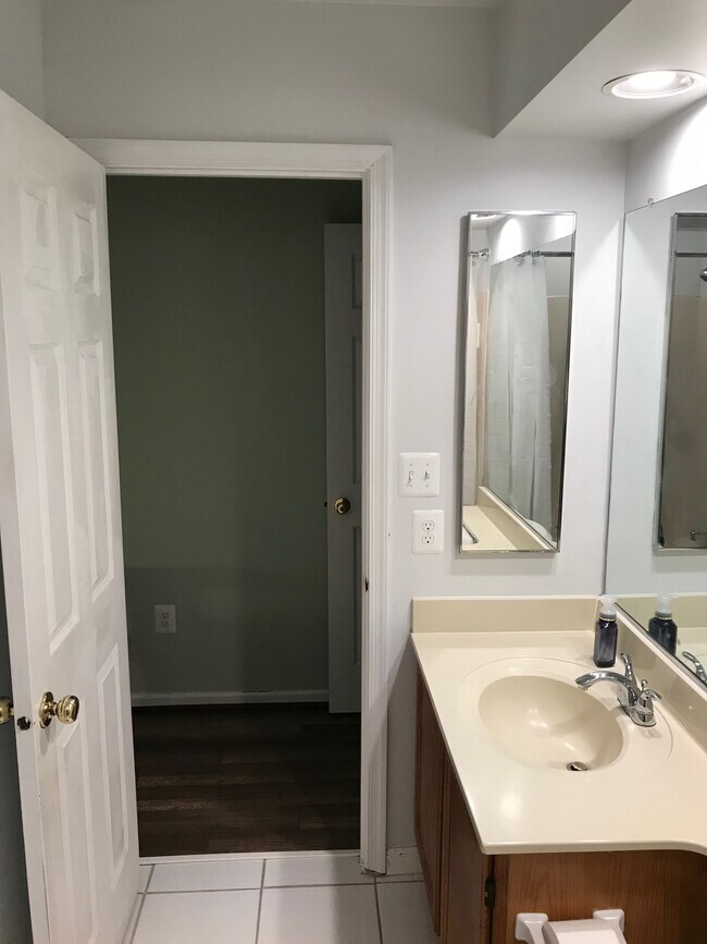 Photo - 7937 Ashford Blvd