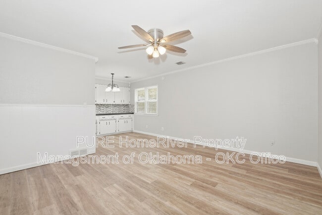 Photo - 1301 NW 102nd St
