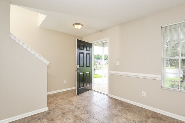 Photo - 3704 Sweet Birch Dr