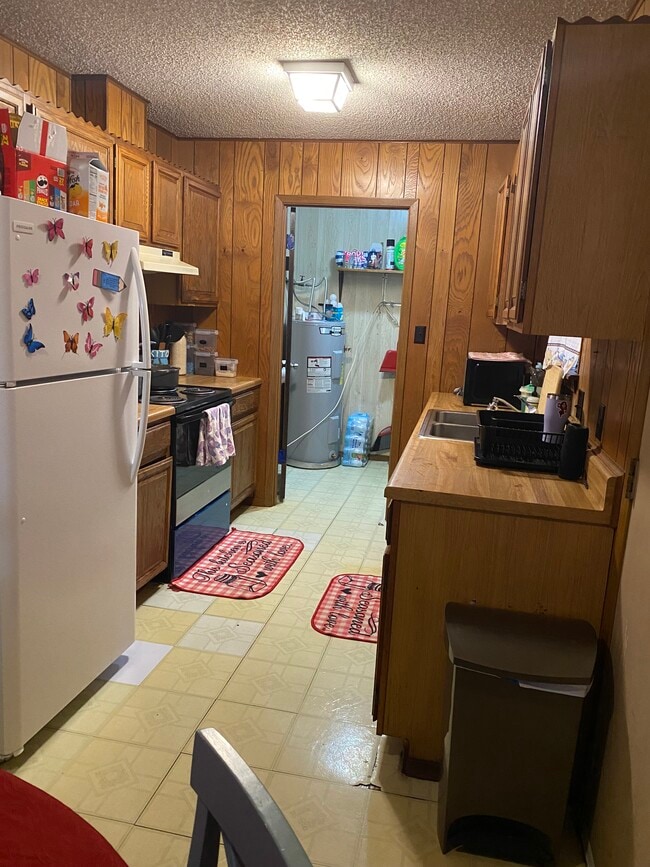 Photo - 218 Redbud Ln Unit B