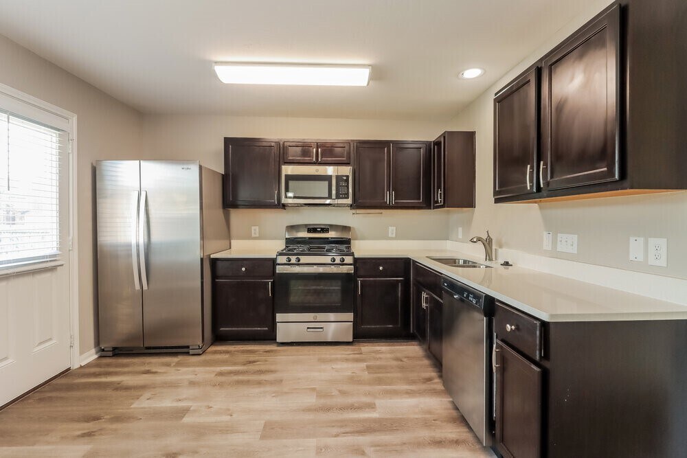 Photo - 3102 Same Way