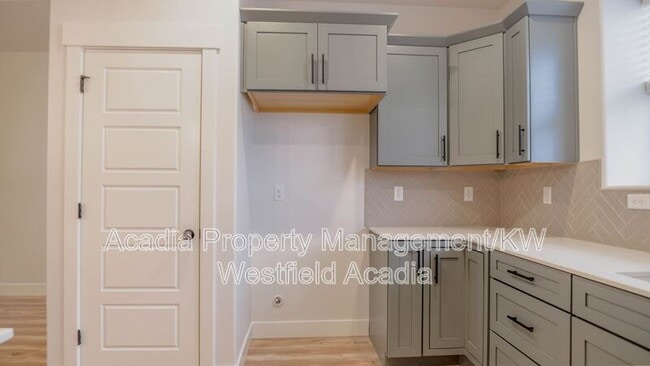 Photo - 2010 N 3930 W