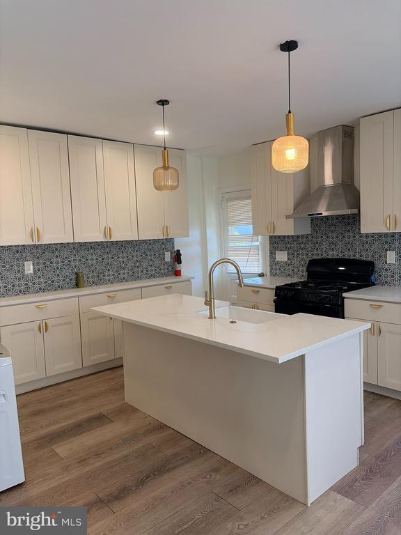 Photo - 60 W Broadway Ave