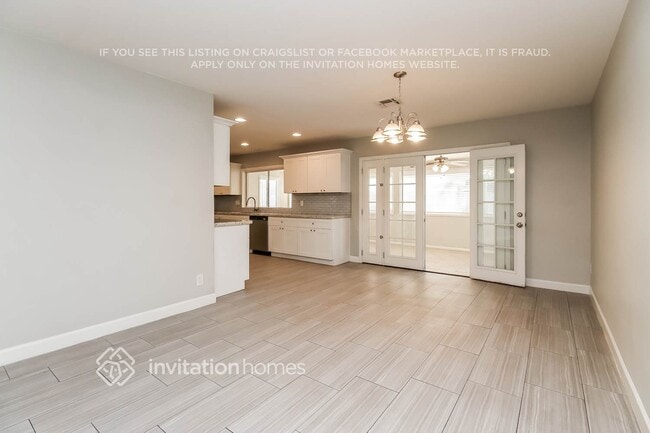 Photo - 2631 S Holbrook Ln