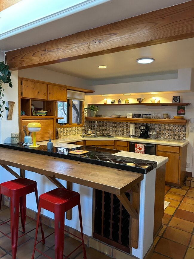 Photo - 2831 Plaza Verde