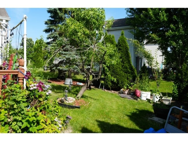 Photo - 127 Amberly Dr