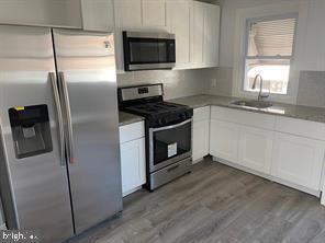 Photo - 5822 Saul St