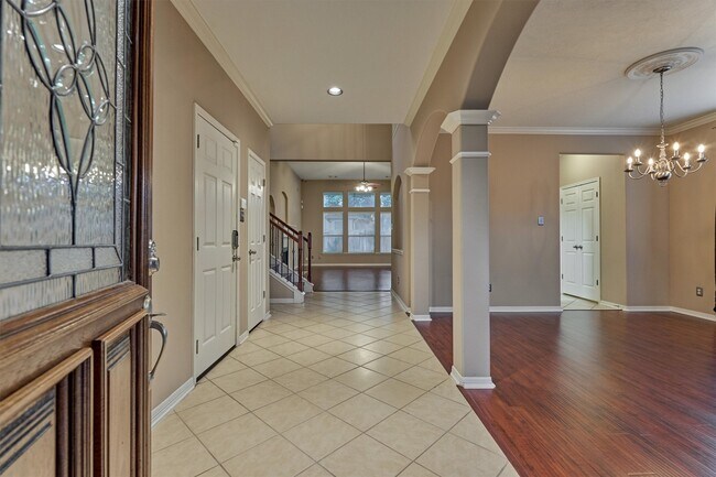 Photo - 8406 Oak Villa Ct