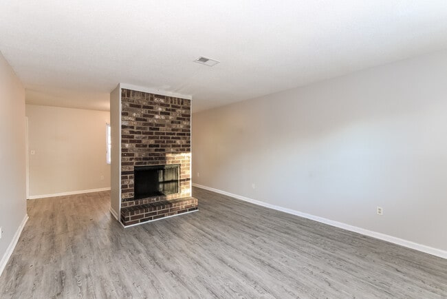 Photo - 2509 Shannon Ct