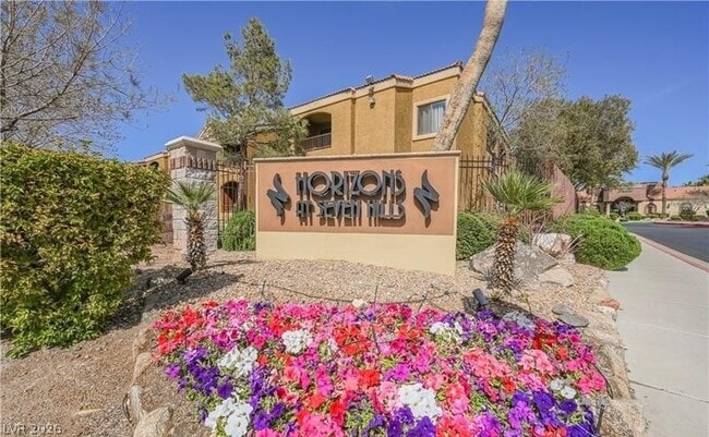 Building Photo - 950 Seven Hills Dr Unit 2824