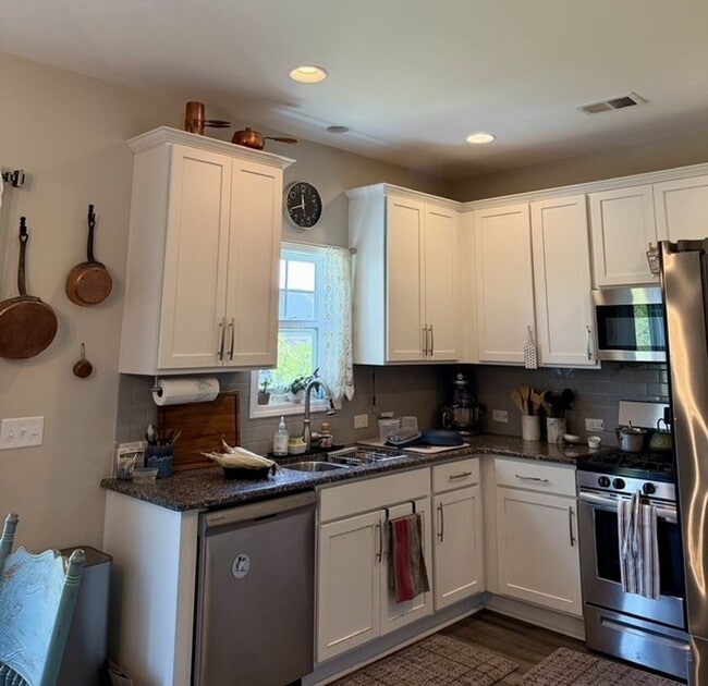 Photo - Beautifully furnished 3 bed 2.5 bath home in Leland