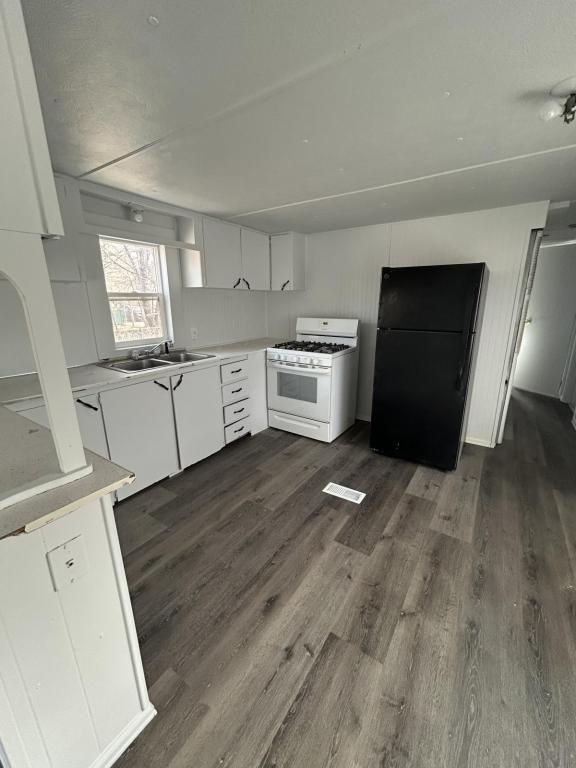 Photo - 1101 1/2 W 4TH ST