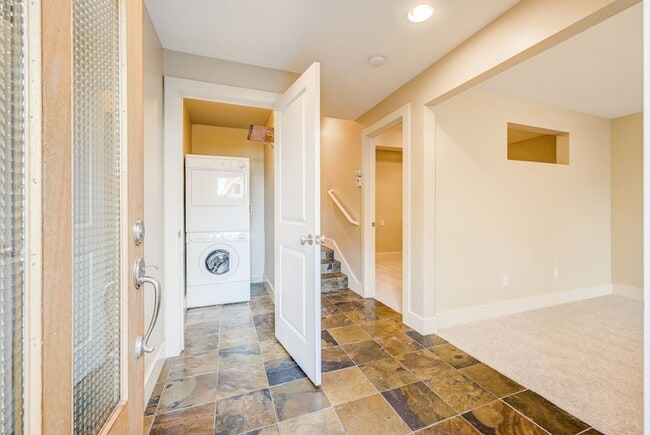 Photo - 15 W Dravus St Unit B