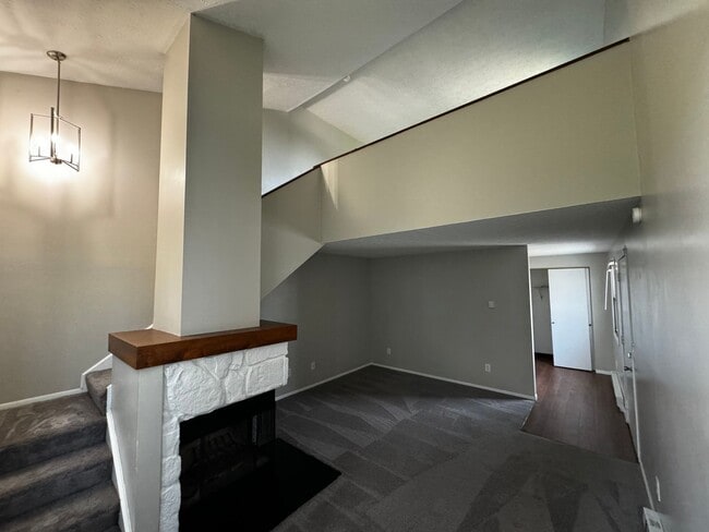 MN Cedar Village (851) - MN Cedar Village (851) Unit Apt A (Loft)