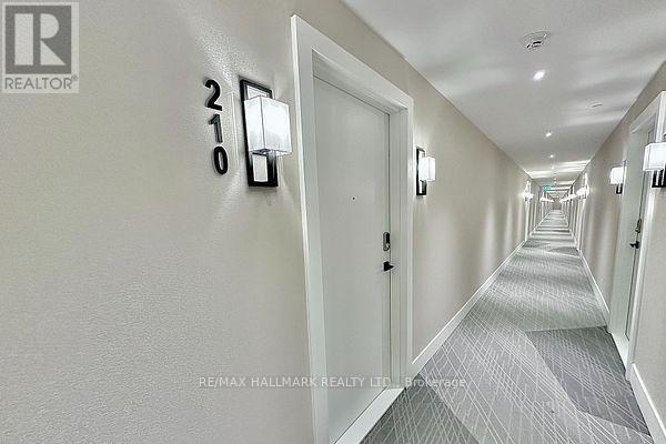 Photo - 415 Sea Ray Ave Unité 210