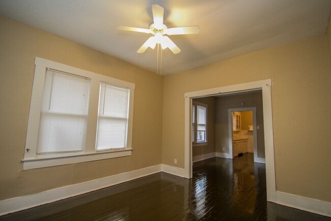 Building Photo - 1727 Nolan St