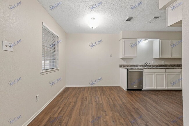 Photo - 7728 Jamie Renee Ln