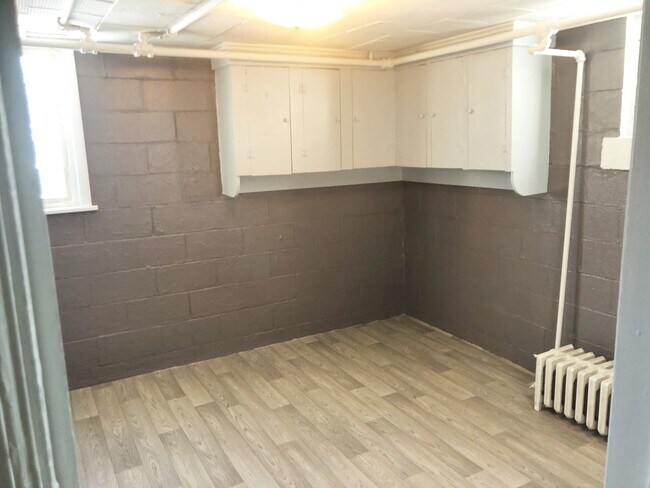 Photo - 1401 E Richwoods Blvd Unit 2