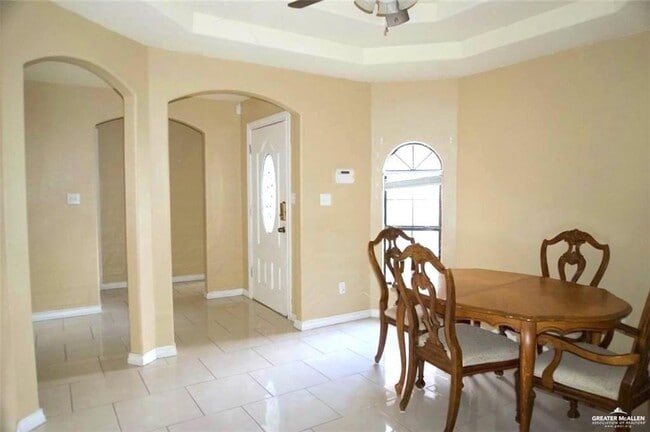 Photo - 11 Tulip Cir