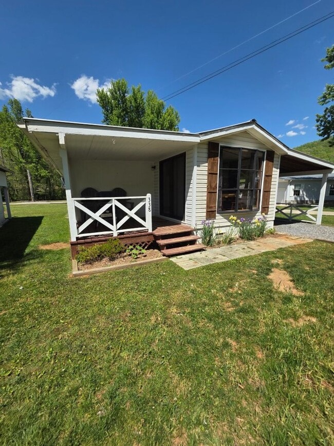 Building Photo - $1,100 - 1 Bedroom / 1 Bath Furnished Park Model in Tatham Mountain Park