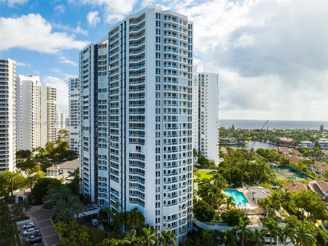Photo - 21055 Yacht Club Dr Unit 605