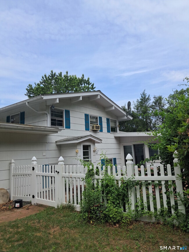 Photo - 21 Hillcrest Dr