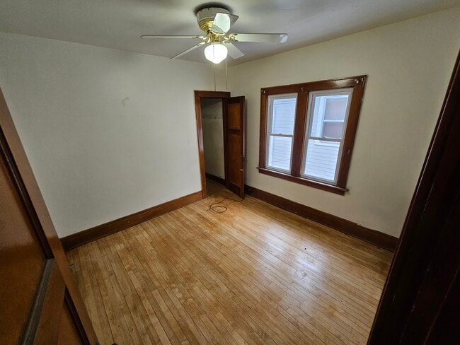 Photo - 2629-2631 N 50 St Unit Upper