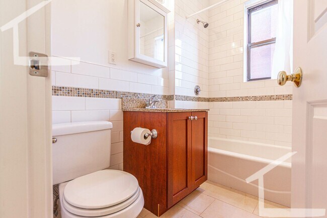 Photo - 1332 Commonwealth Ave