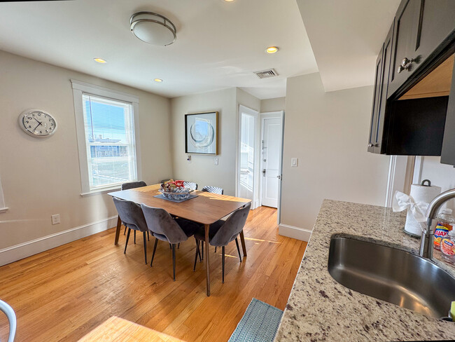 Photo - 30 Clay St Condo Unit 3