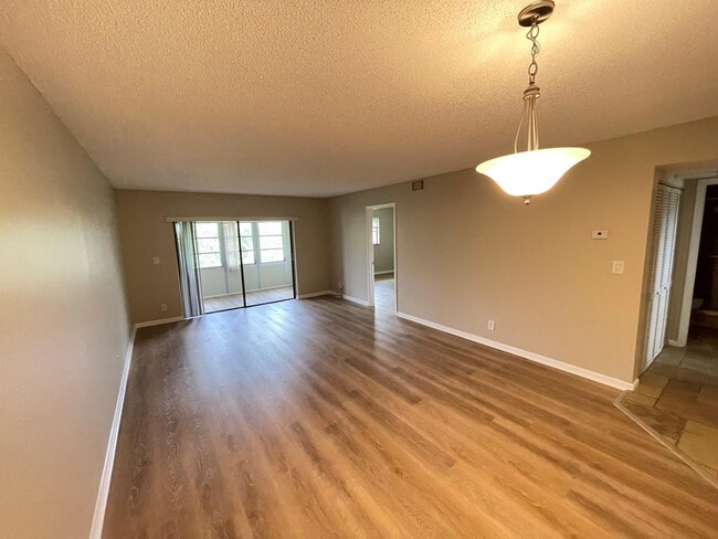 Photo - 8161 SW 24th Ct Unit 403