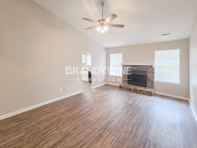 Photo - 2525 Hallie Mill Rd