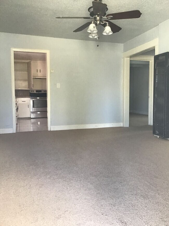 Photo - OL811/8171/2-Holmes, Kelsey Unit 811