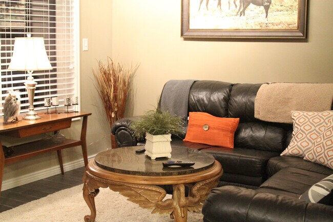 Photo - 5201 Silverado Dr Townhome