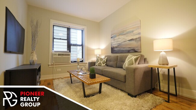 Photo - 2812 N Mildred Ave Unit 1