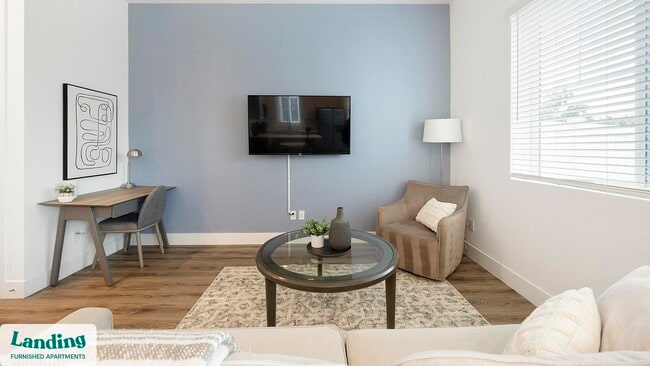 Photo - 8200 W Encanto Blvd Unidad 105.1412756