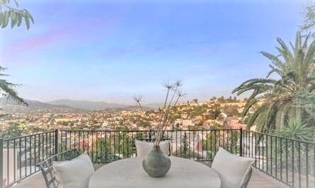 180 degree view - 1345 Cambridge Dr House