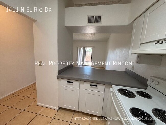Photo - 1411 N El Rio Dr