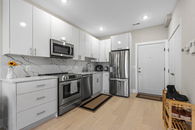 Photo - 1638 K St NE Unit 202