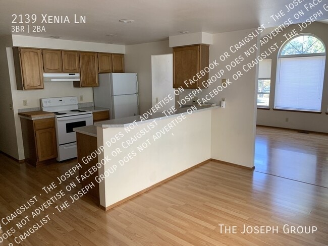 Photo - 2139 W Xenia Ln